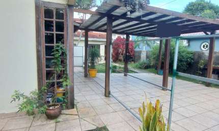 Casa com 3 quartos à venda na Rua Galvão, --, Carianos, Florianópolis