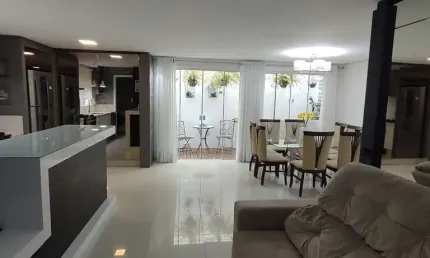 Casa com 5 quartos à venda na Rua Antônio Gomes, --, Balneário, Florianópolis