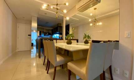 Belíssimo apartamento com 3 dorms no bairro Itacorubi