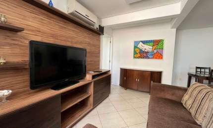 Apartamento com 2 quartos no Centro de Florianópolis