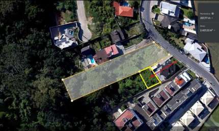 Terreno à venda na Rua Assis Brasil, --, Ponta de Baixo, São José