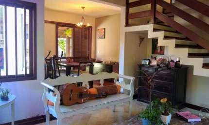 Casa com 3 quartos à venda na Rua Itapuã, --, Itacorubi, Florianópolis
