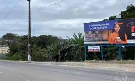 Terreno à venda na Avenida Governador Ivo Silveira, --, Capoeiras, Florianópolis