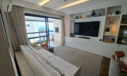 Apartamento com 3 quartos à venda na Rua Sérgio Gil, --, Estreito, Florianópolis