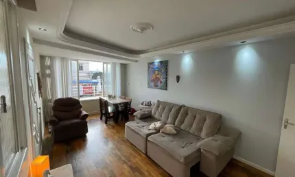 Casa  a venda com 4 quartos  em Capoeiras, Florianópolis, 340 m de área total