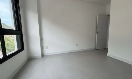 Apartamento com 3 quartos à venda na Rua Ângelo La Porta, --, Centro, Florianópolis