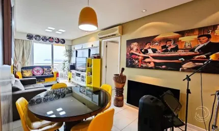 Apartamento de 3 dormitórios, sendo 1 suíte no Centro de Florianópolis