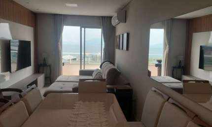 Linda Cobertura com 3 suítes no Kobrasol - São José SC