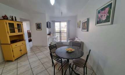 Apartamento 2 quartos sendo 1 suíte em Canasvieiras