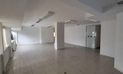 Sala comercial com 507,00 m² no centro de florianópolis