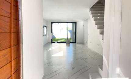 Casa com 3 quartos à venda na Rua Nilse Batistella Bussanello, --, Campeche, Florianópolis