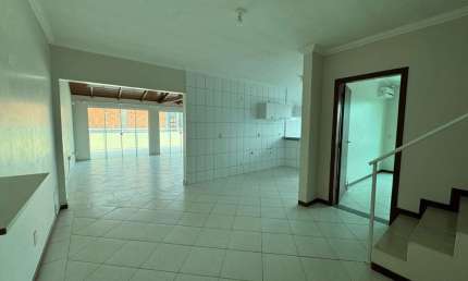 Cobertura Duplex com 3 quartos na Cachoeira do Bom Jesus