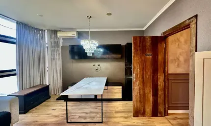 Sala comercial com 46,34 m² no Centro de Florianópolis