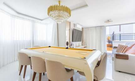 Cobertura Duplex Alto Padrão com 4 suítes no Centro de Florianópolis