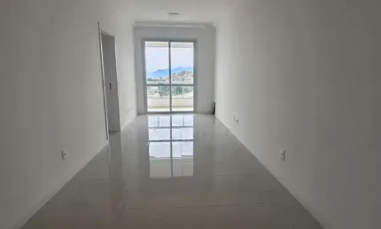 Apartamento com 3 quartos sendo 1 suíte no bairro Estreito