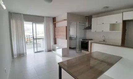 Apartamento de 2 quartos no bairro Saco Grande, Florianópolis.
