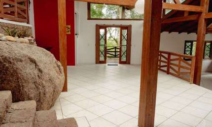 Casa com 4 suítes no bairro Rio Tavares, Florianópolis.