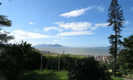 Terreno de  4.225,8 m² no bairro Jardim Janaína - Biguaçu SC