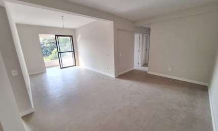 Apartamento de 03 quartos sendo 01 suíte no Saco Grande