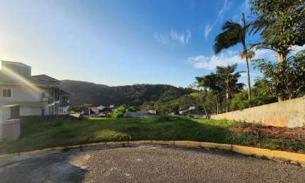 Terreno de 1.504,37m² de área total, no Bosque das Mansões - São José SC