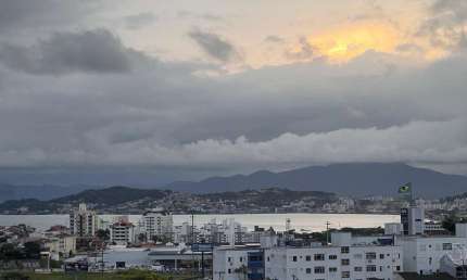 Cobertura com 2 quartos à venda na Rua Doutor Abel Capela, --, Coqueiros, Florianópolis