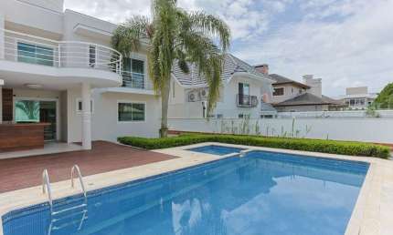 Casa Residencial com 4 suítes e 464,55m² em Jurerê Internacional