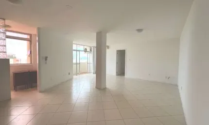 Apartamento com 3 quartos no centro de florianópolis