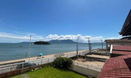 Casa residencial frente mar de 155m² com 4 quartos na Tapera