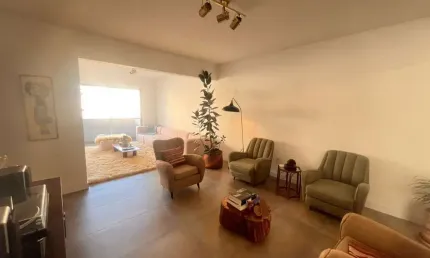 Apartamento com 3 quartos sendo 1 suíte no Centro de Florianópolis