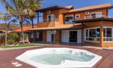 Casa com 8 quartos à venda na Rua Lúcia Helena Schramm, --, Armação do Pântano do Sul, Florianópolis
