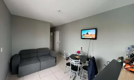 Apartamento 61,92m² com 2 quartos sendo 1 suíte no centro de Palhoça