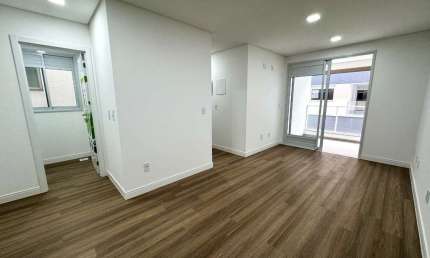 Apartamento com 2 quartos sendo 1 suíte nos Ingleses