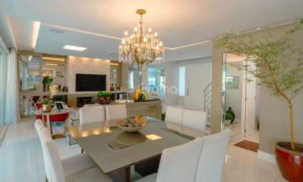 Casa residencial de 350m² com 4 quartos no João Paulo