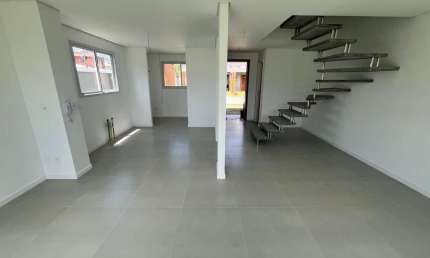 Casa em condomínio fechado com 4 quartos à venda na Rua Sagrado Coração de Jesus, --, Morro das Pedras, Florianópolis