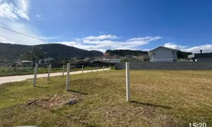 terreno 387,37m² no bairro São Sebastião em Palhoça