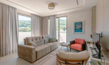 Cobertura com 3 suítes e 201,71m² no Córrego Grande