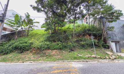 Terreno de 811,50m² no Bosque das Mansões - São José SC
