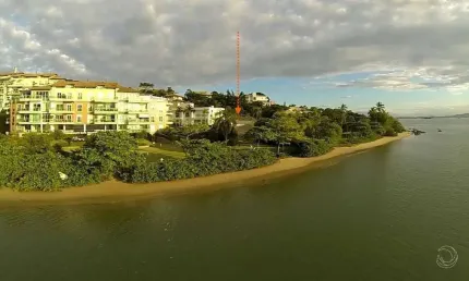 Terreno em condomínio fechado à venda na Rodovia Haroldo Soares Glavan, --, Cacupé, Florianópolis