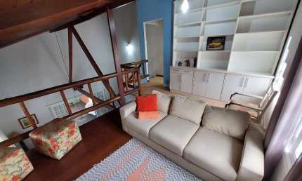 Casa de 246m² com 3 quartos sendo 1 suíte nos Ingleses