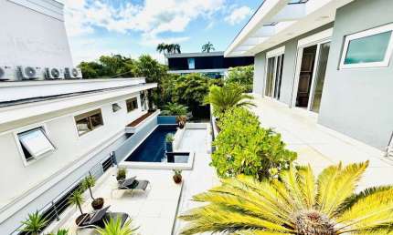 Casa em condomínio fechado com 4 quartos à venda na Rodovia Haroldo Soares Glavan, --, Cacupé, Florianópolis