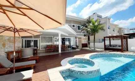 Casa com 5 quartos à venda na Rua dos Tambaquis, --, Jurerê Internacional, Florianópolis