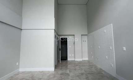 Loft Moderno com Vaga de Garagem e 30,85m² Privativos no Cacupé