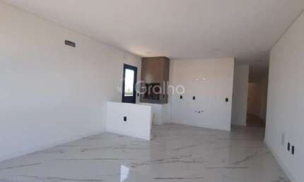 Apartamento de 3 quartos com vista para o mar, na Praia da Pinheira