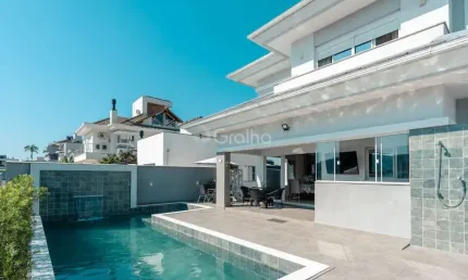 Casa alto padrão de 245m² com 3 quartos sendo 1 suíte na pedra branca