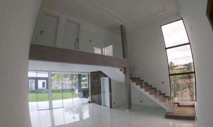 Casa Residencial de 212m² com 3 Suítes no Rio Vermelho