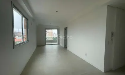 Apartamento com 3 quartos sendo 1 suíte no Estreito