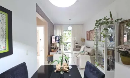 Apartamento de 82m² com 2 quartos sendo 1 suíte em canasvieiras