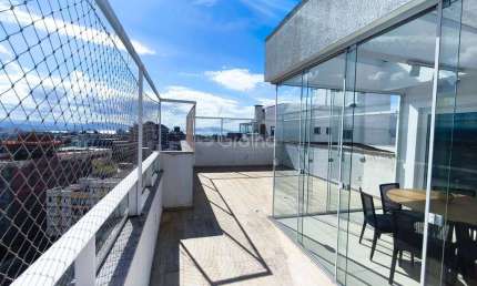 Cobertura de 175,89m² com 3 quartos sendo 2 suítes no Estreito