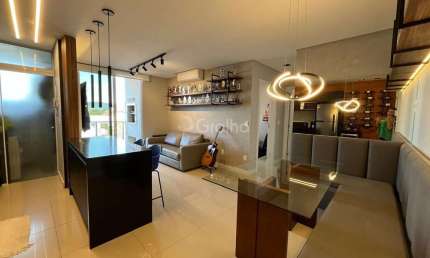 Apartamento de 93m² com 2 quartos sendo 1 suíte em Canasvieiras