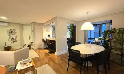 Apartamento com 3 suítes no Centro de Florianópolis